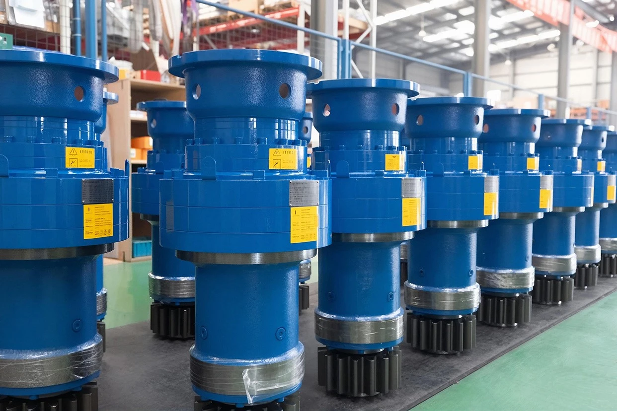 Gearboxes Gearboxes
